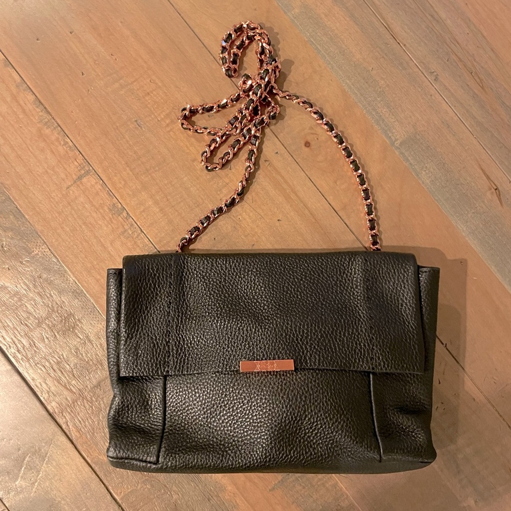 Ted Baker Carson Black and Rose Gold Crossbody Leather Purse with Chain Strap